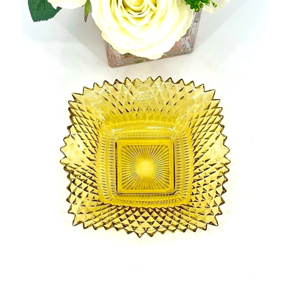 Vintage Amber Cut Glass Candy Dish Trinket Dish Ashtray Square Scalloped Edge - Picture 5 of 9